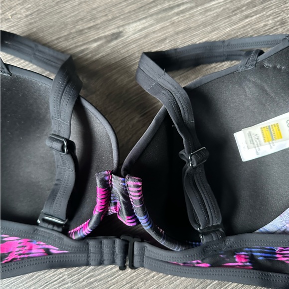 Lolë Kapiti D-cup Swim Top - Picture 5 of 7